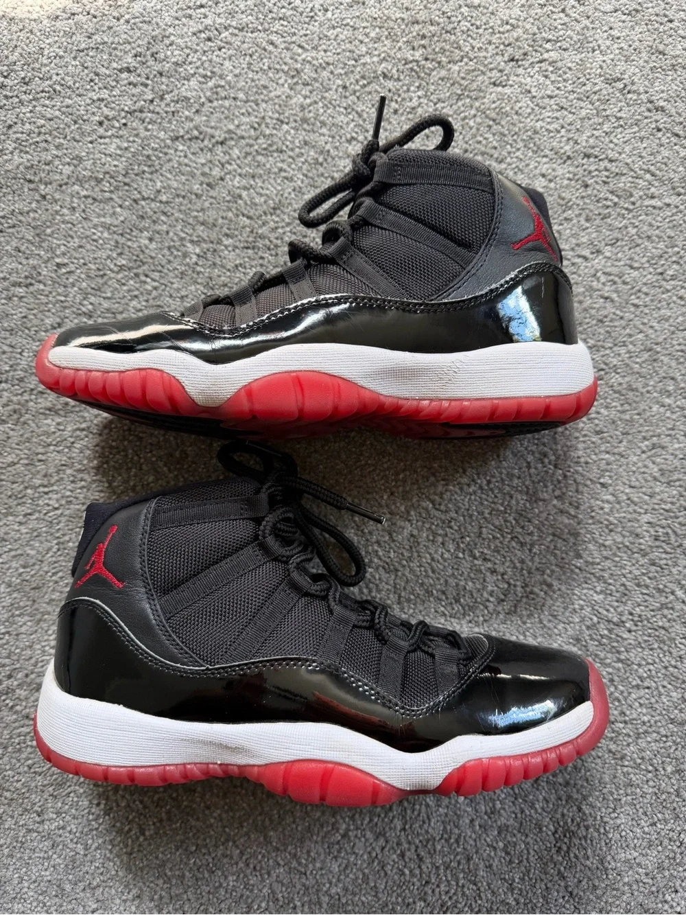 2019 Air Jordan 11 Bred Retro Size 7Y